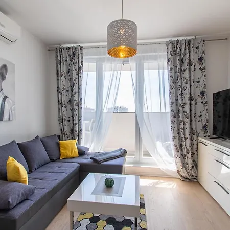 Repinc 32: Modern With Ev Charging Apartment *